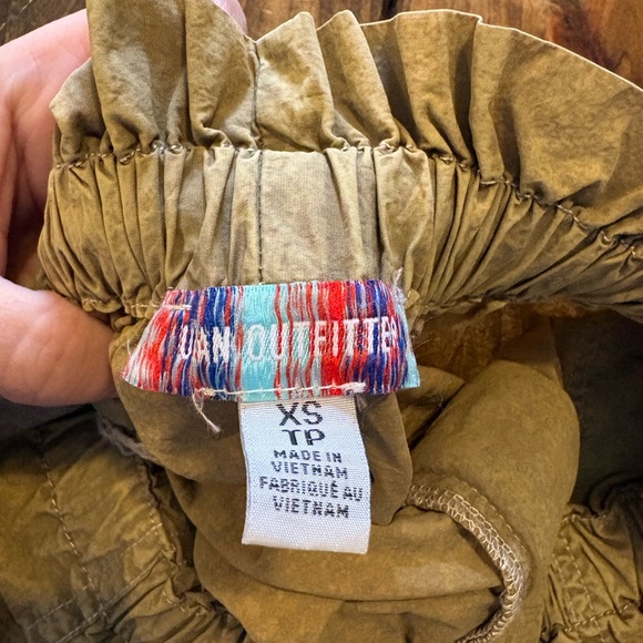 Urban Outfitters Beige Parachute Pants - Picture 6 of 6